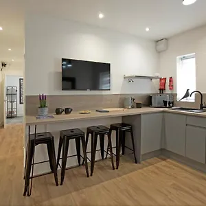  Apartment Blackbird And Luxury 14
